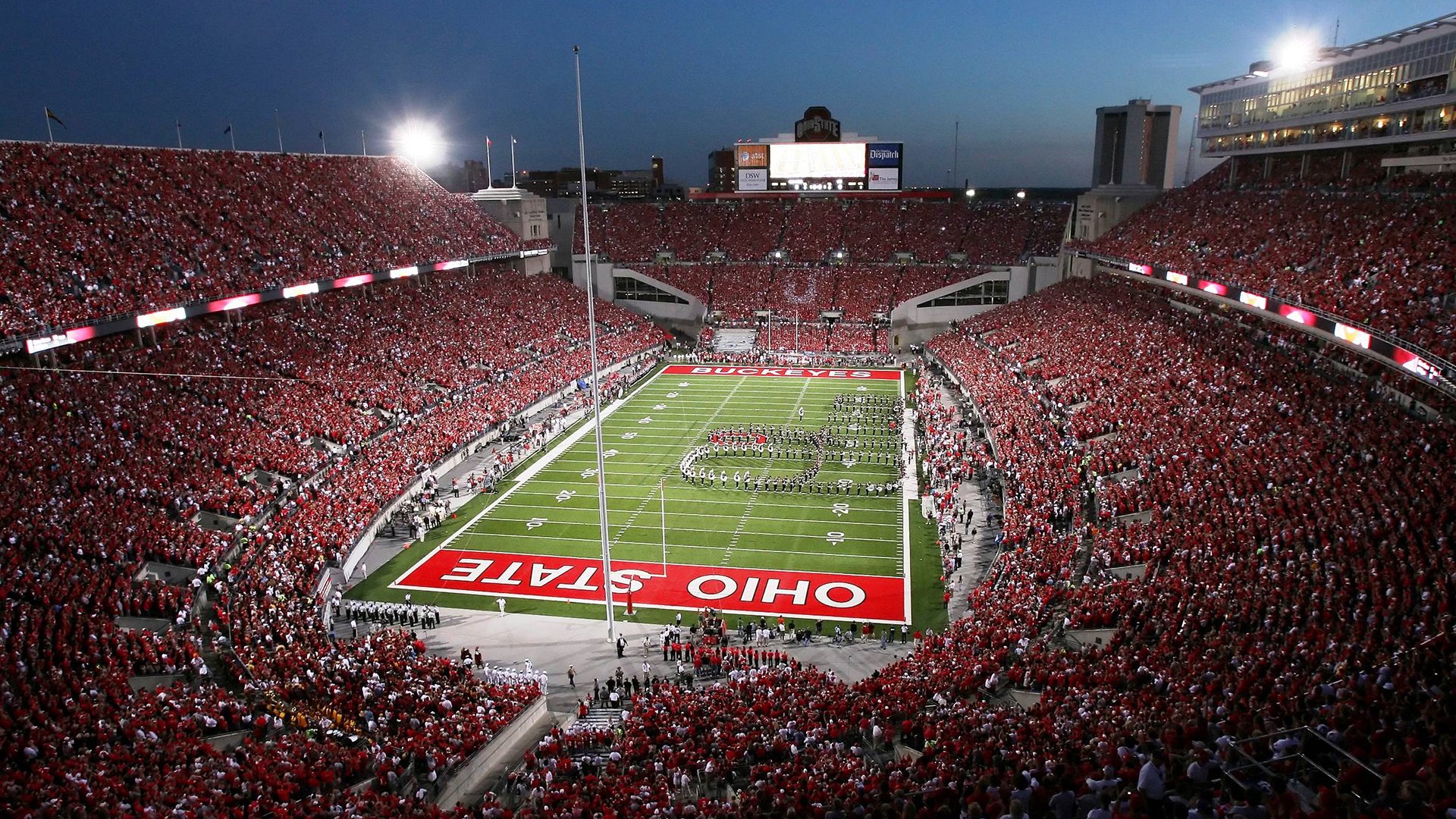 爱游戏在线-德甲焦点：冠军悬念加剧，拜仁还能稳居头把交椅？，拜仁几次德甲冠军